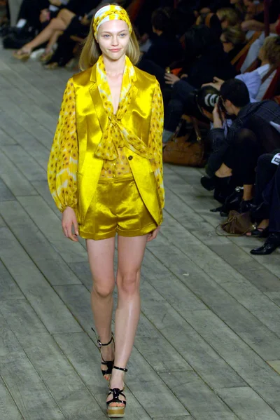 Look 37